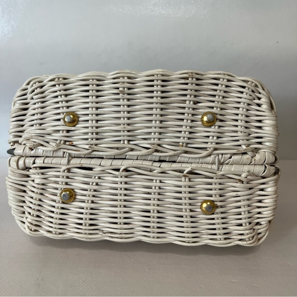 Vintage Mini White Wicker Bag - Picture 6 of 10